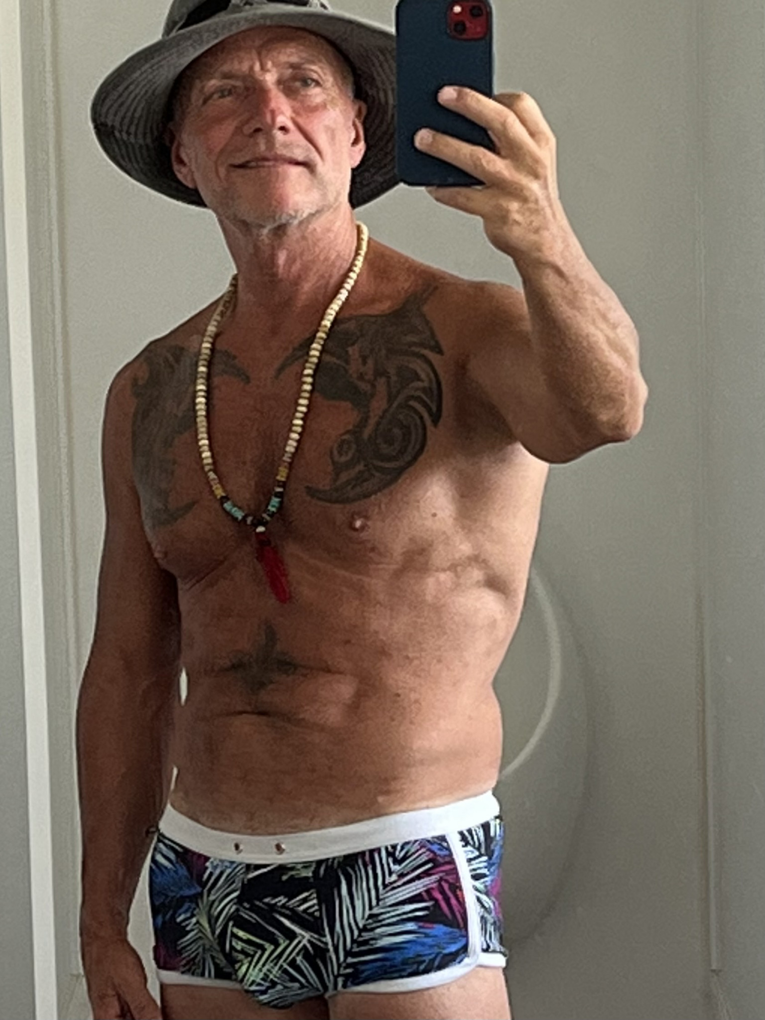 Gilles Desrochers Mr. Health & Fitness